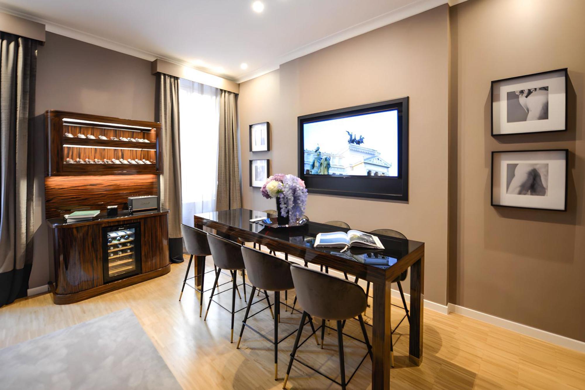 The Condotti - Luxury Serviced Appartamento